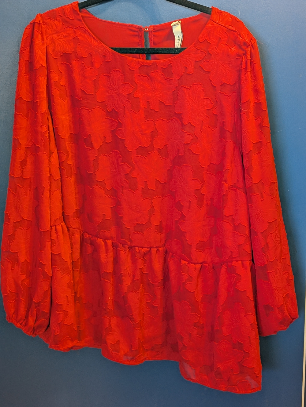 TORRID Belle Isle Red Floral Textured Peplum Blouse - Picture 1 of 2